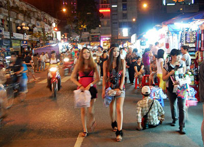 ho chi minh girls shopping