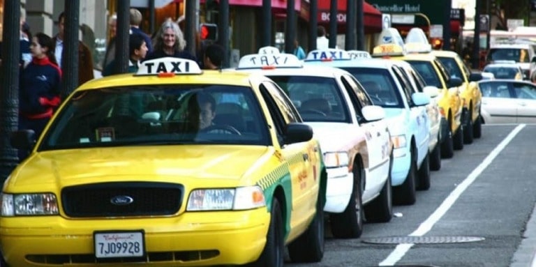 a line of taxis