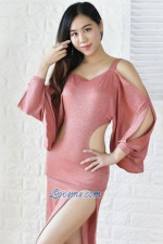 curvy Chinese girl for marriage