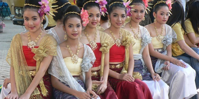 simple Thailand women wearing traditional clothes