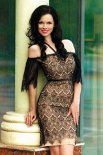 black-haired Ukraine girl with natural beauty