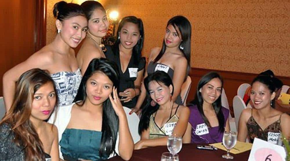 Asian single ladies at a romance tour