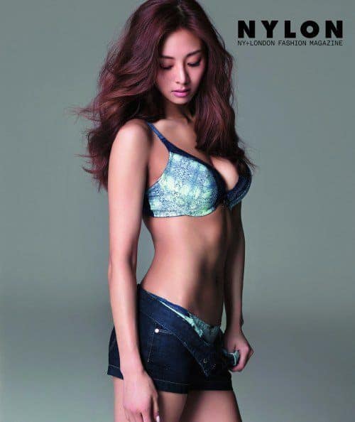 G. Na sexy figure