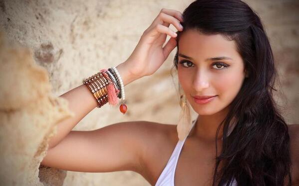 Amina Kaddur most beautiful Algerian model