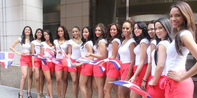 Hot Dominican single girls