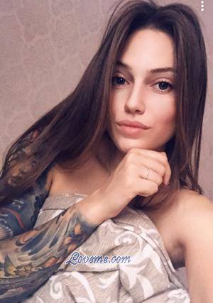 Vanhahko rikas rakastaja dating sivustot ovat nousseet loistava väline nuorten tyttöjen löytää.