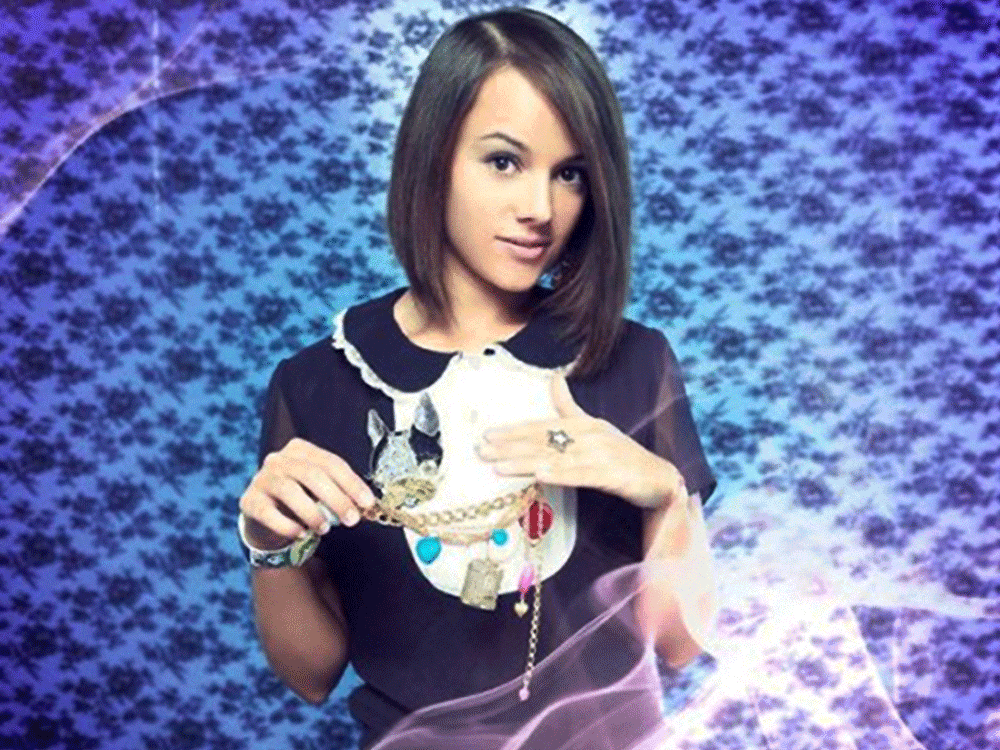 Alizee cute and sweet photo