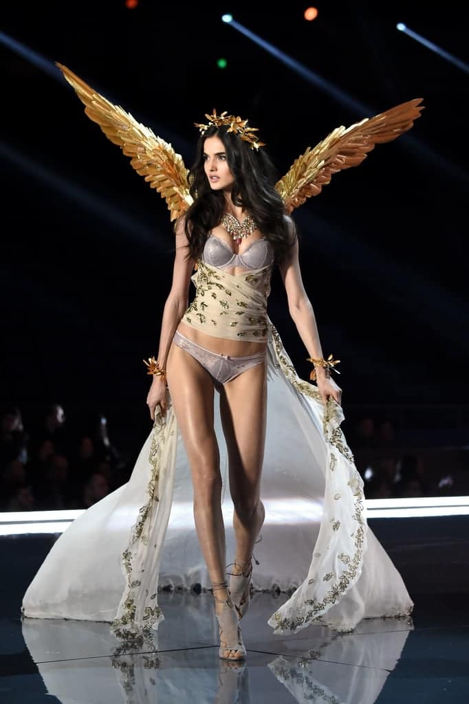 Blanca Padilla Victoria's Secret Fashion Show