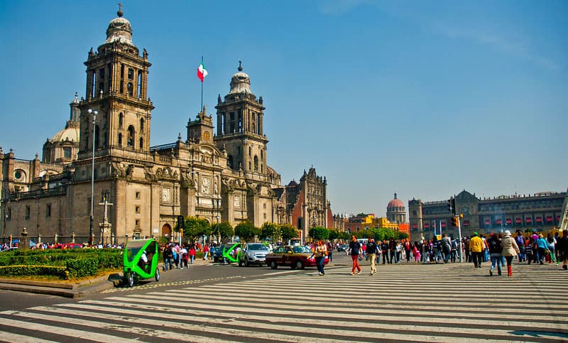 busy street of Mexico City